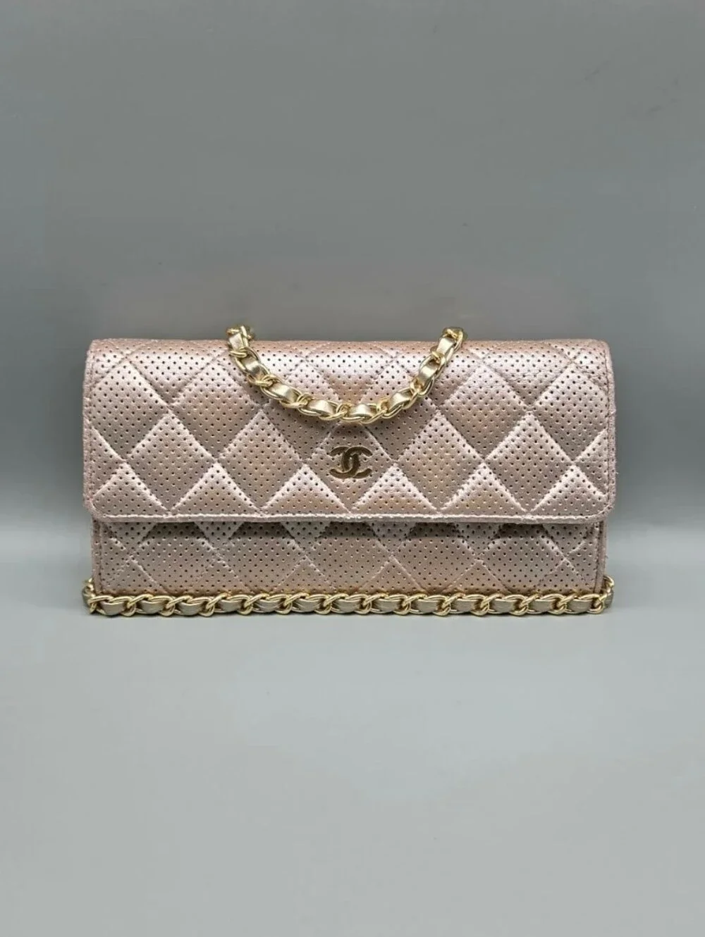 CHANEL 🩷100% authentic